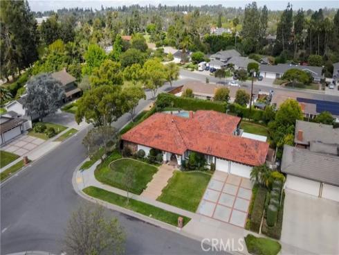 2801 Altivo , Fullerton, CA