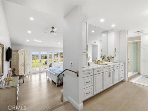 2010 Pioneer Ave. , Fullerton, CA