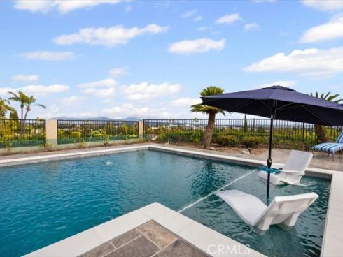 2010 Pioneer Ave. , Fullerton, CA
