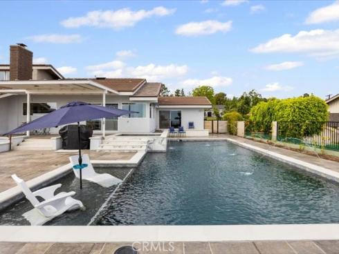 2010 Pioneer Ave. , Fullerton, CA
