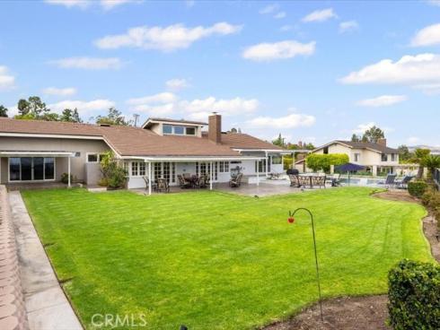 2010 Pioneer Ave. , Fullerton, CA