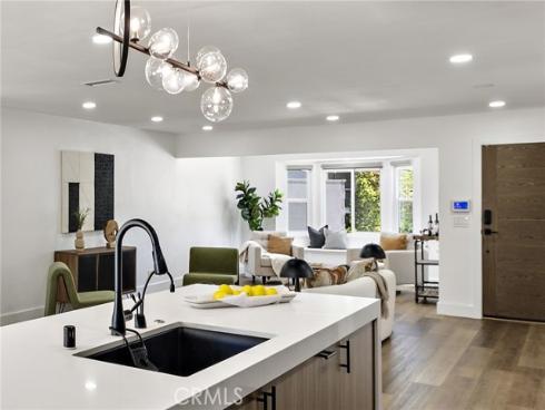 737 Paseo Place, Fullerton, CA