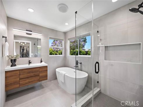 737 Paseo Place, Fullerton, CA
