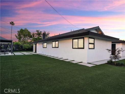 737 Paseo Place, Fullerton, CA