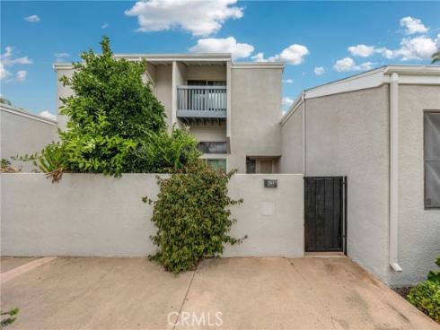 2944 Pembroke Court