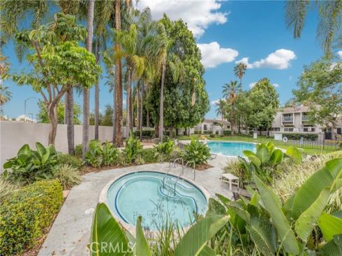 2944  Pembroke   Court, Fullerton, CA