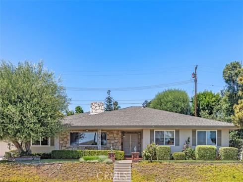 807 Dorothy Lane, Fullerton, CA