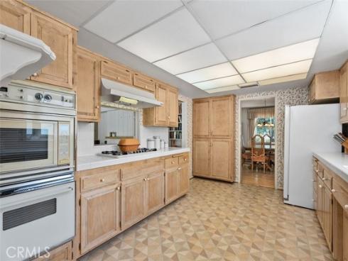 807 Dorothy Lane, Fullerton, CA