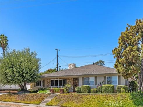 807 Dorothy Lane, Fullerton, CA