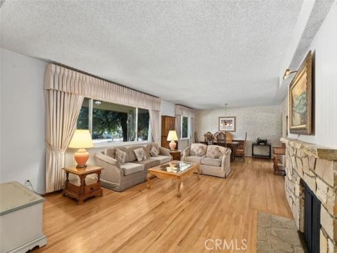 807 Dorothy Lane, Fullerton, CA