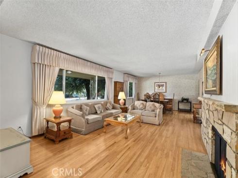 807 Dorothy Lane, Fullerton, CA