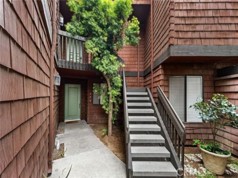 2774 Pine Creek Circle, Fullerton, CA