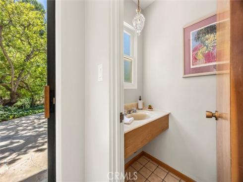 1601  Avolencia  , Fullerton, CA