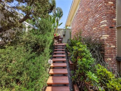 1601  Avolencia  , Fullerton, CA