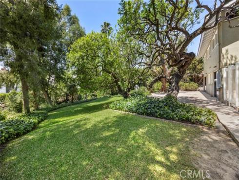 1601  Avolencia  , Fullerton, CA