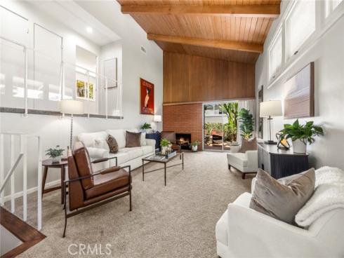 1601  Avolencia  , Fullerton, CA