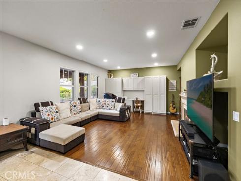 1421 Thatcher Street, Fullerton, CA