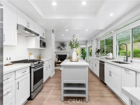 1756  Deerwood   Drive, Fullerton, CA