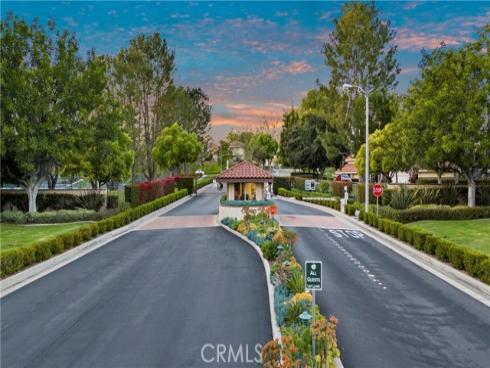 525 Riviera Court, Fullerton, CA