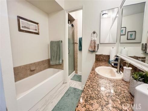 1227  Cameo   Lane, Fullerton, CA