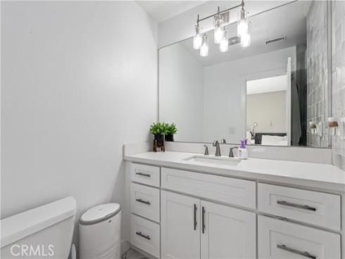 1909 W Walnut   Avenue, Fullerton, CA