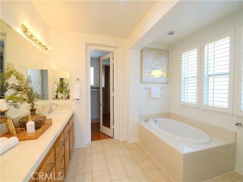 2599 Nixon Way, Fullerton, CA