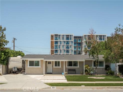 2601 Balfour