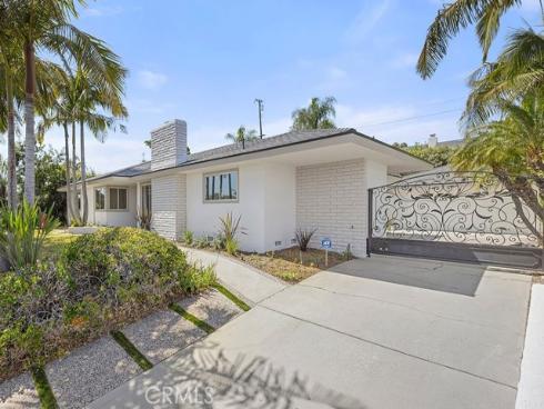 907 Harmony Lane