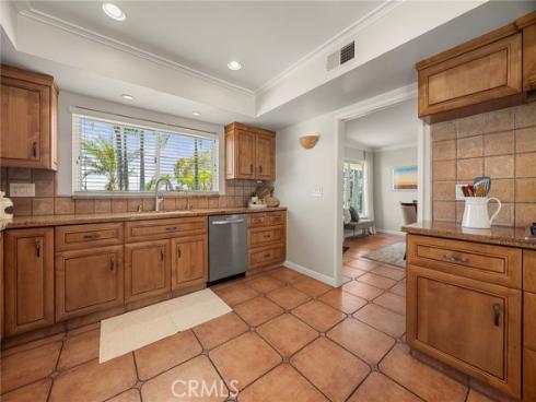 907 Harmony Lane, Fullerton, CA