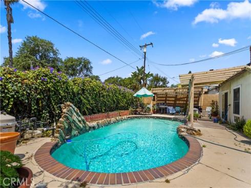 2231  Braeburn  , Fullerton, CA