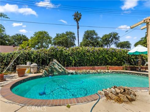 2231  Braeburn  , Fullerton, CA