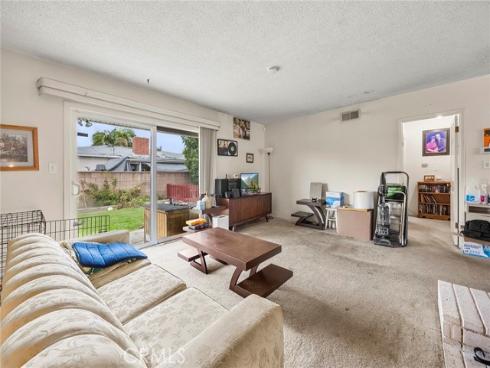 1467 W Flower Ave , Fullerton, CA