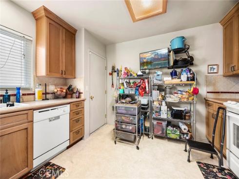 1467 W Flower Ave , Fullerton, CA