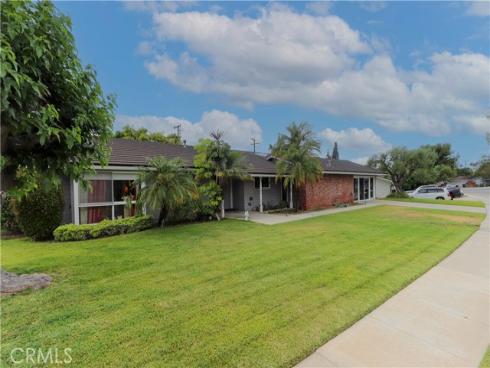 708 El Mirador Drive, Fullerton, CA