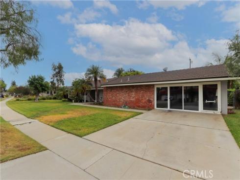 708 El Mirador Drive, Fullerton, CA