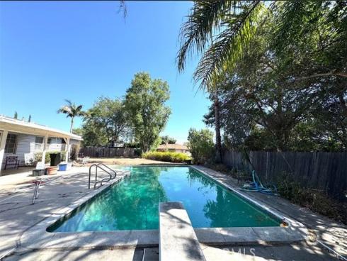1505 N Highland , Fullerton, CA