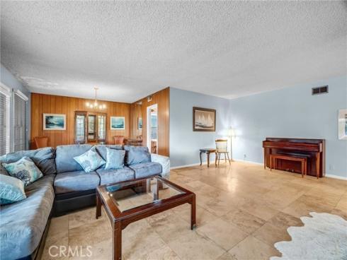 1505 N Highland , Fullerton, CA