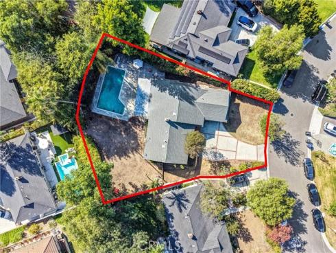 1505 N Highland , Fullerton, CA