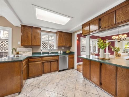 229 W Brookdale Place, Fullerton, CA