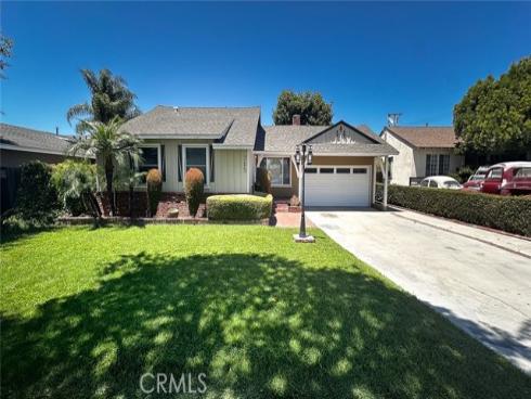 715 W Knepp , Fullerton, CA