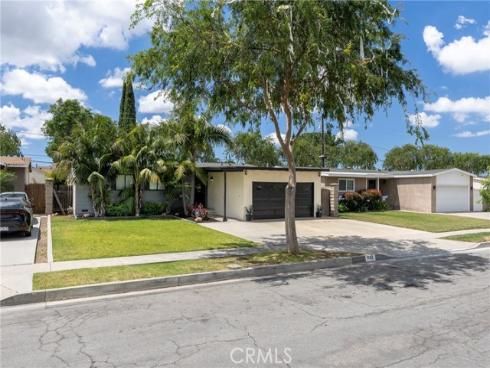 1142 W Ash , Fullerton, CA
