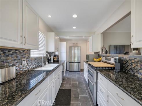 1142 W Ash , Fullerton, CA