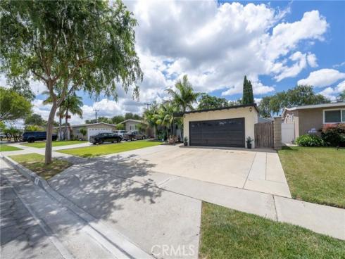 1142 W Ash , Fullerton, CA