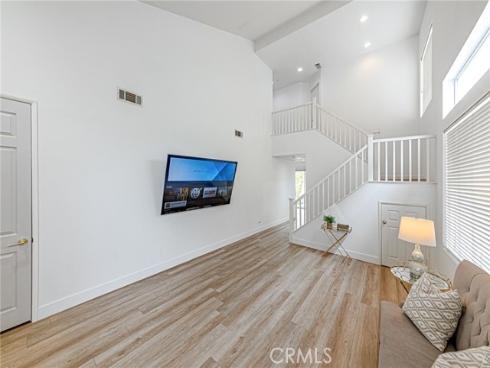 4115 Visions , Fullerton, CA