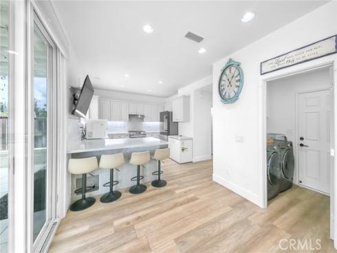 4115 Visions , Fullerton, CA