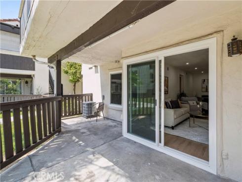 1933 W Houston 23 , Fullerton, CA