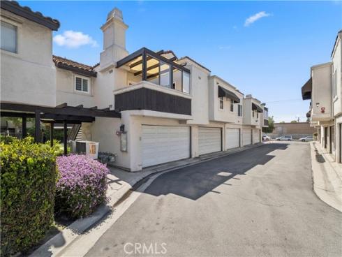 1933 W Houston 23 , Fullerton, CA