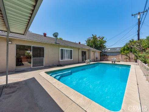 1065 El Mirador , Fullerton, CA