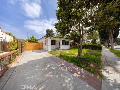 329 W Whiting Avenue, Fullerton, CA