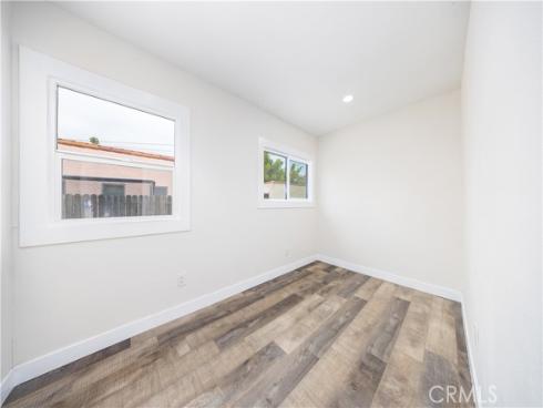 329 W Whiting Avenue, Fullerton, CA